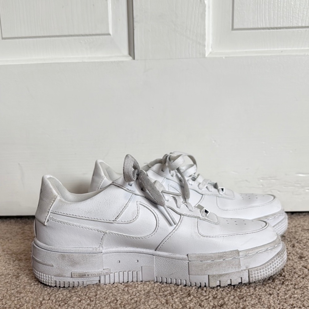 White Air Force 1 Sneakers